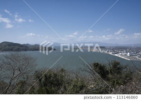 View of Lake Nakaumi from Yonago Castle (Tottori Prefecture) View of Lake Nakaumi from Yonago Castle (Tottori Prefecture) 113146860