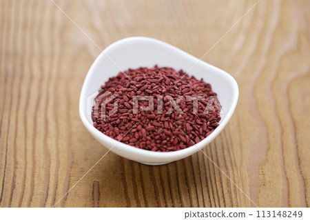 Red yeast rice Red yeast rice 113148249