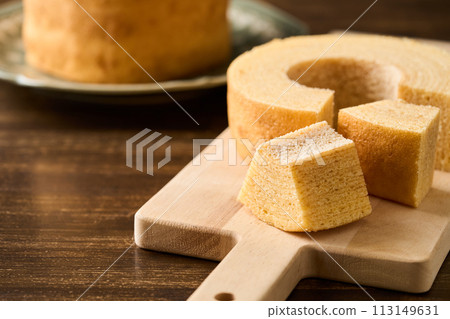 chopped baumkuchen 113149631