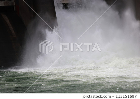 Release of dam 113151697
