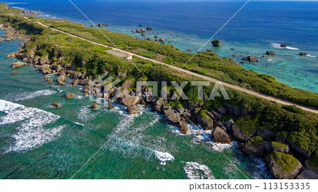 用無人機空中拍攝的宮古島東平安名崎的壯麗景色 113153335