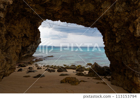 Sandy beach of Miyakojima 113153794