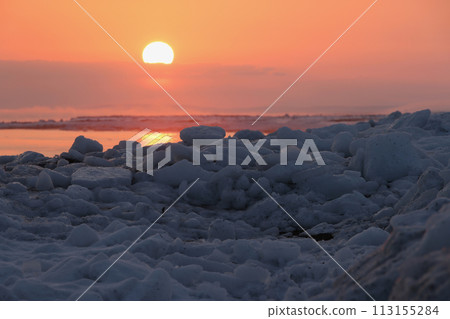 Hokkaido Saroma coast sunrise 113155284