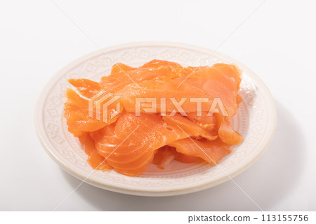 [Chilean farmed] smoked salmon cut off 113155756