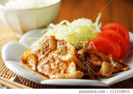 薑汁烤肉飯 113159631