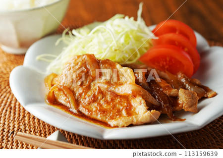 薑汁烤肉飯 113159639