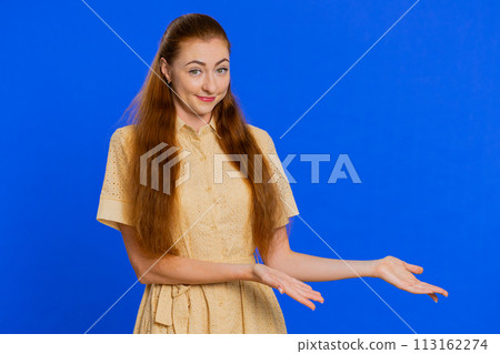 Woman raising hands asking what why reason of failure anti lifehacks ridicules disbelief irritation Woman raising hands asking what why reason of failure anti lifehacks ridicules disbelief irritation 113162274