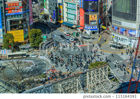 View from the observation floor on the 12th floor of Shibuya Scramble Square, Tokyo 113164391