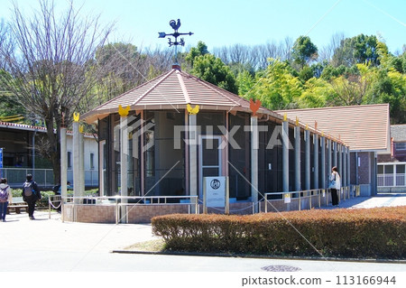 Exhibition chicken house at Nagoya City Agricultural Center Exhibition chicken house at Nagoya City Agricultural Center 113166944