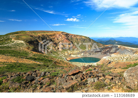 從戶巳嶽山頂眺望藏王大釜 113168689