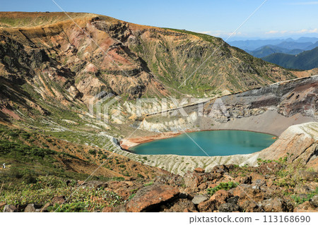 從戶巳嶽山頂眺望藏王大釜 113168690