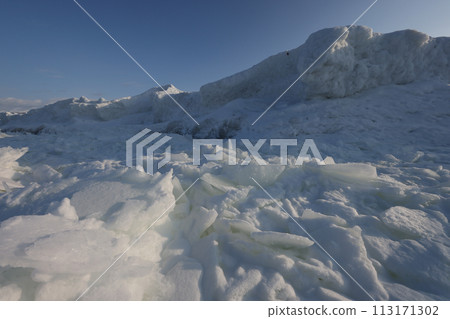 Hokkaido Saroma coast drift ice scene 113171302