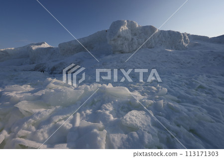 Hokkaido Saroma coast drift ice hill winter view 113171303