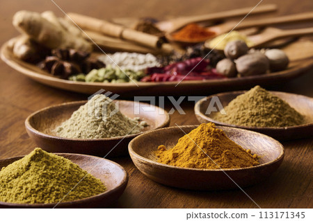 Spices, curry, spices 113171345