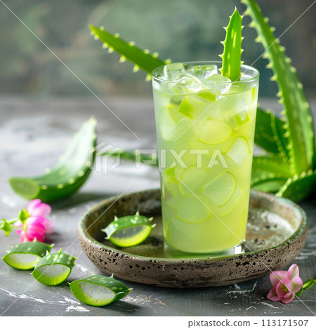 Cocktail with aloe vera on concrete backgrounds 113171507