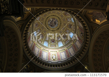 匈牙利 布達佩斯 聖史蒂芬大教堂 113171570