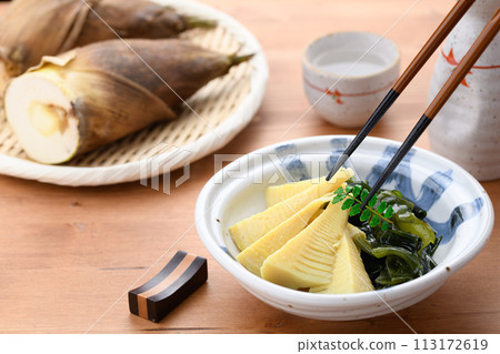 春天的味道 - Wakatakeni(燉竹筍和裙帶菜) 春天的味道 - Wakatakeni(燉竹筍和裙帶菜) 113172619