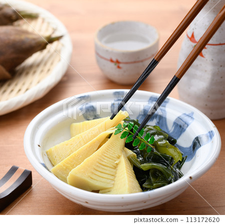 春天的味道 - Wakatakeni(燉竹筍和裙帶菜) 春天的味道 - Wakatakeni(燉竹筍和裙帶菜) 113172620