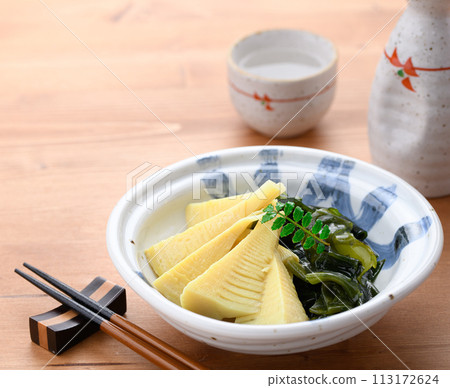 Taste of Spring - Wakatakeni (stewed bamboo shoots and wakame seaweed) 113172624