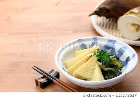 春天的味道 - Wakatakeni(燉竹筍和裙帶菜) 春天的味道 - Wakatakeni(燉竹筍和裙帶菜) 113172627