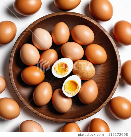 Top view of raw brown eggs 113172698