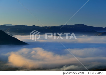 從雲海展望公園看到的大洲盆地的雲海 113175855