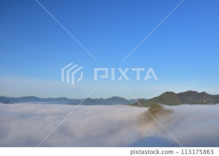 從黑井城遺址看到筱山盆地的丹波霧（雲海） 113175863