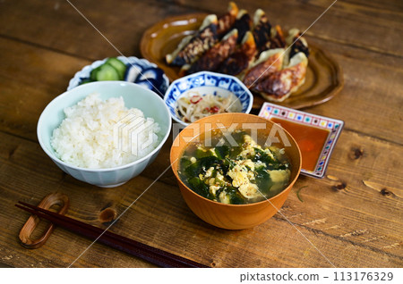 One soup and two dishes: Gyoza and bean sprouts namul One soup and two dishes: Gyoza and bean sprouts namul 113176329