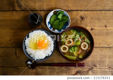 蛋飯納豆湯 113176351