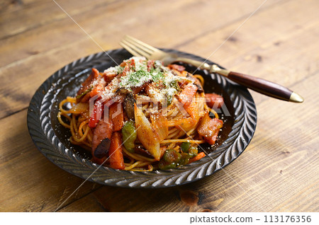 Napolitan spaghetti 113176356