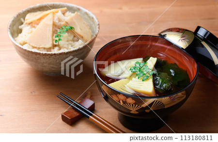 春味若竹湯（竹筍裙帶菜湯）和竹筍飯 113180811