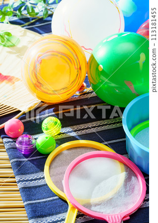 Goldfish scoop Super ball scoop Water balloon 113181455