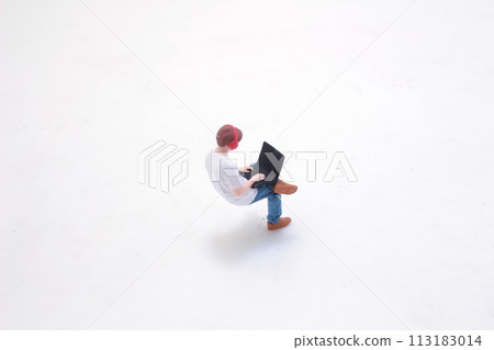 use work on laptop of the mini figure 113183014