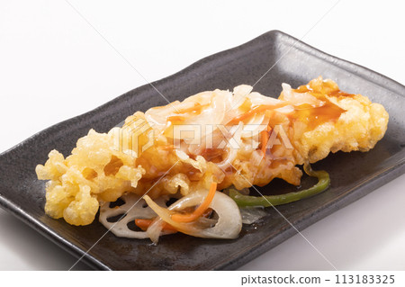 無骨比目魚和糖醋蔬菜 113183325