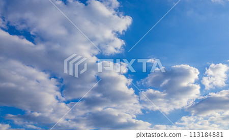 many clouds flowing in the blue sky many clouds flowing in the blue sky 113184881