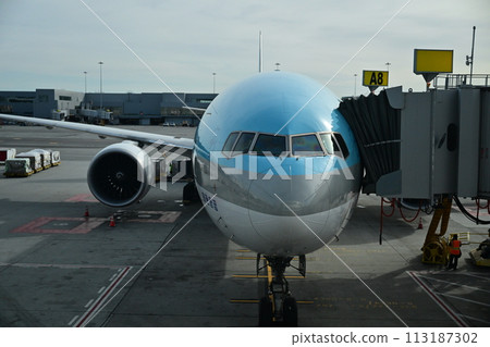 等待離境的飛機 113187302