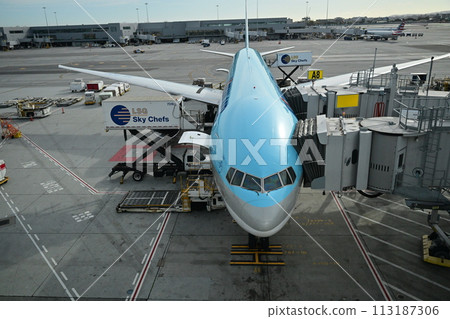 等待離境的飛機 113187306