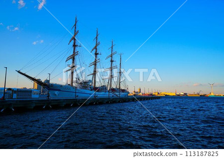 Sailing ship in the harbor Sailing ship in the harbor 113187825
