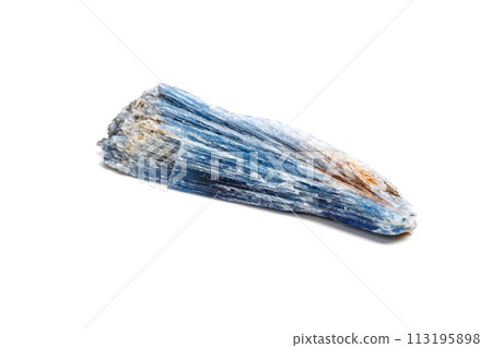 Macro mineral stone Kyanite a white background 113195898