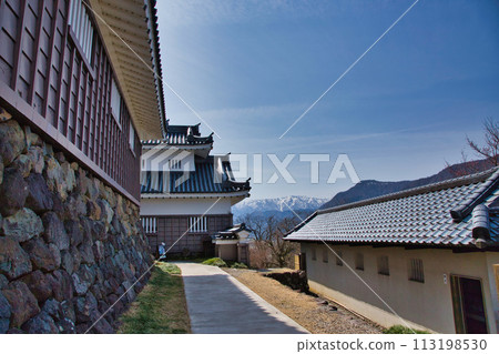 Ono Castle waiting for the cherry blossoms to bloom 113198530