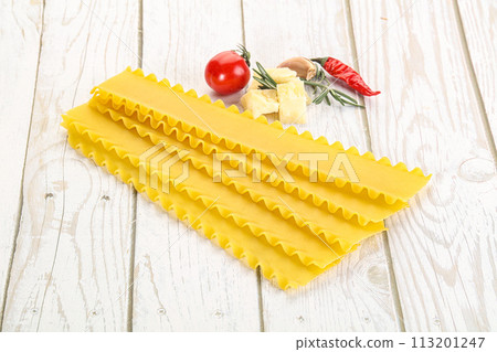 Uncooked raw Lasagna dry sheets 113201247