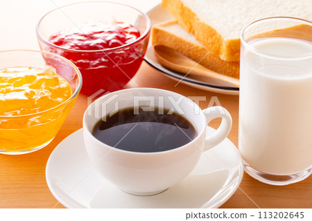 早餐喝咖啡 113202645