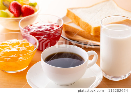 Drink coffee for breakfast 113202654