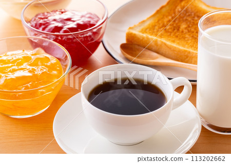 早餐喝咖啡 早餐喝咖啡 113202662
