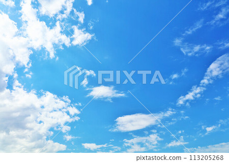 夏天藍天和雲彩 夏天藍天和雲彩 113205268