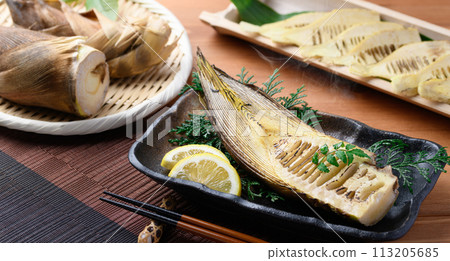 春天的味道：烤竹筍 113205685