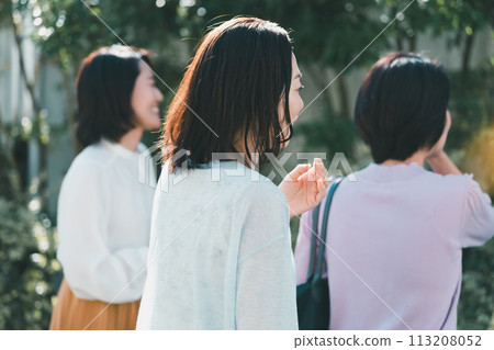 female, females, lady 113208052