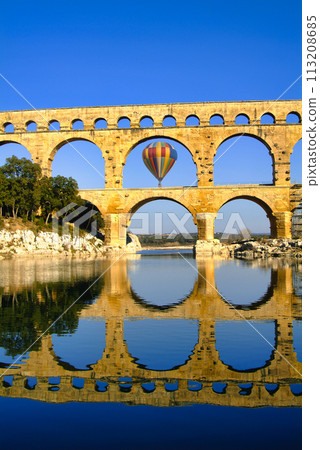 加爾橋羅馬渡槽的美景 113208685