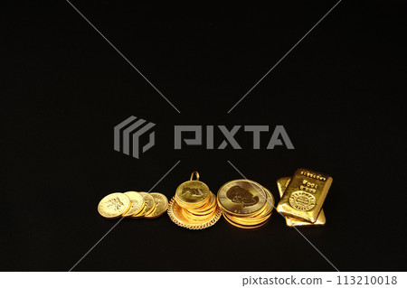Gold coins, a physical asset with their beautiful shine, are becoming increasingly popular. 113210018