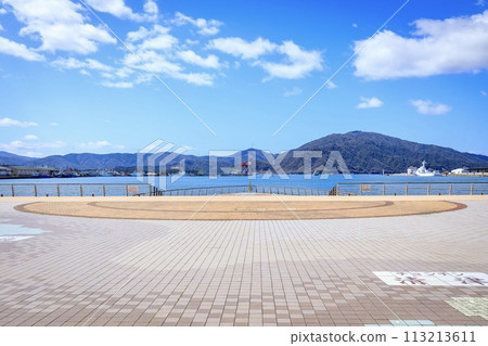 Tsuruga Peninsula seen from Kanegasaki Green Area in Tsuruga Port, Tsuruga City Tsuruga Peninsula seen from Kanegasaki Green Area in Tsuruga Port, Tsuruga City 113213611